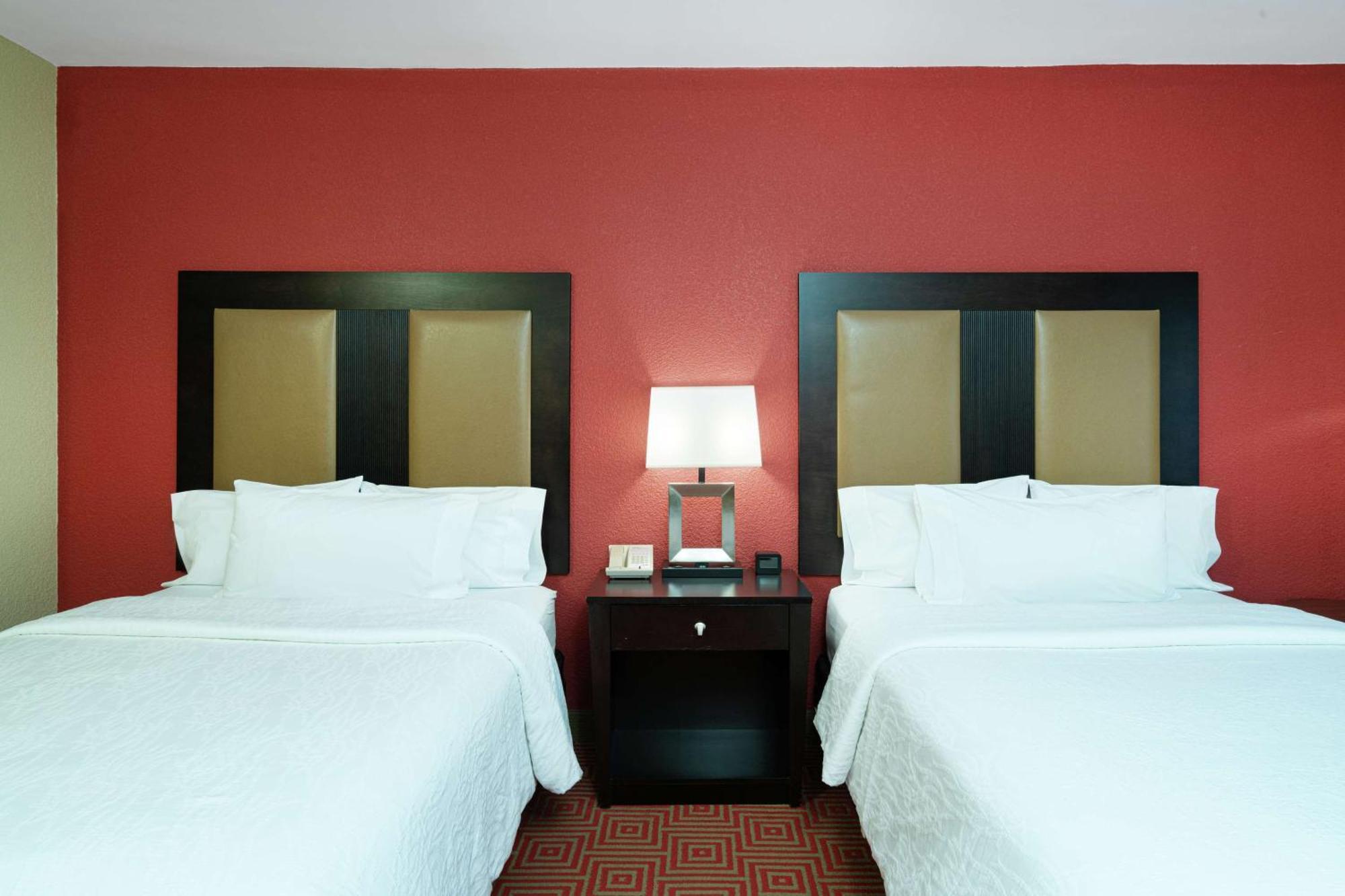 Hilton Garden Inn Далтон Екстер'єр фото