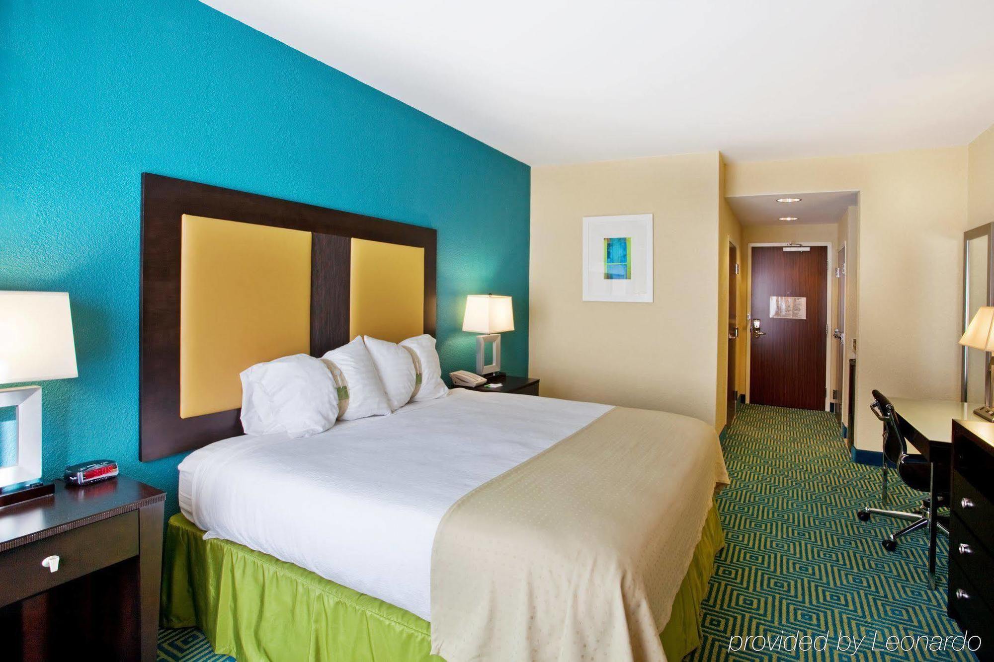 Hilton Garden Inn Далтон Номер фото
